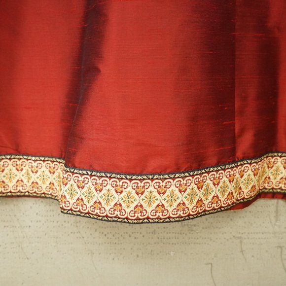 NWT 100% Silk Lore Beth Terrell Maroon Gold Trim Long Sleeve 2x Blouse Jacket - Picture 7 of 8